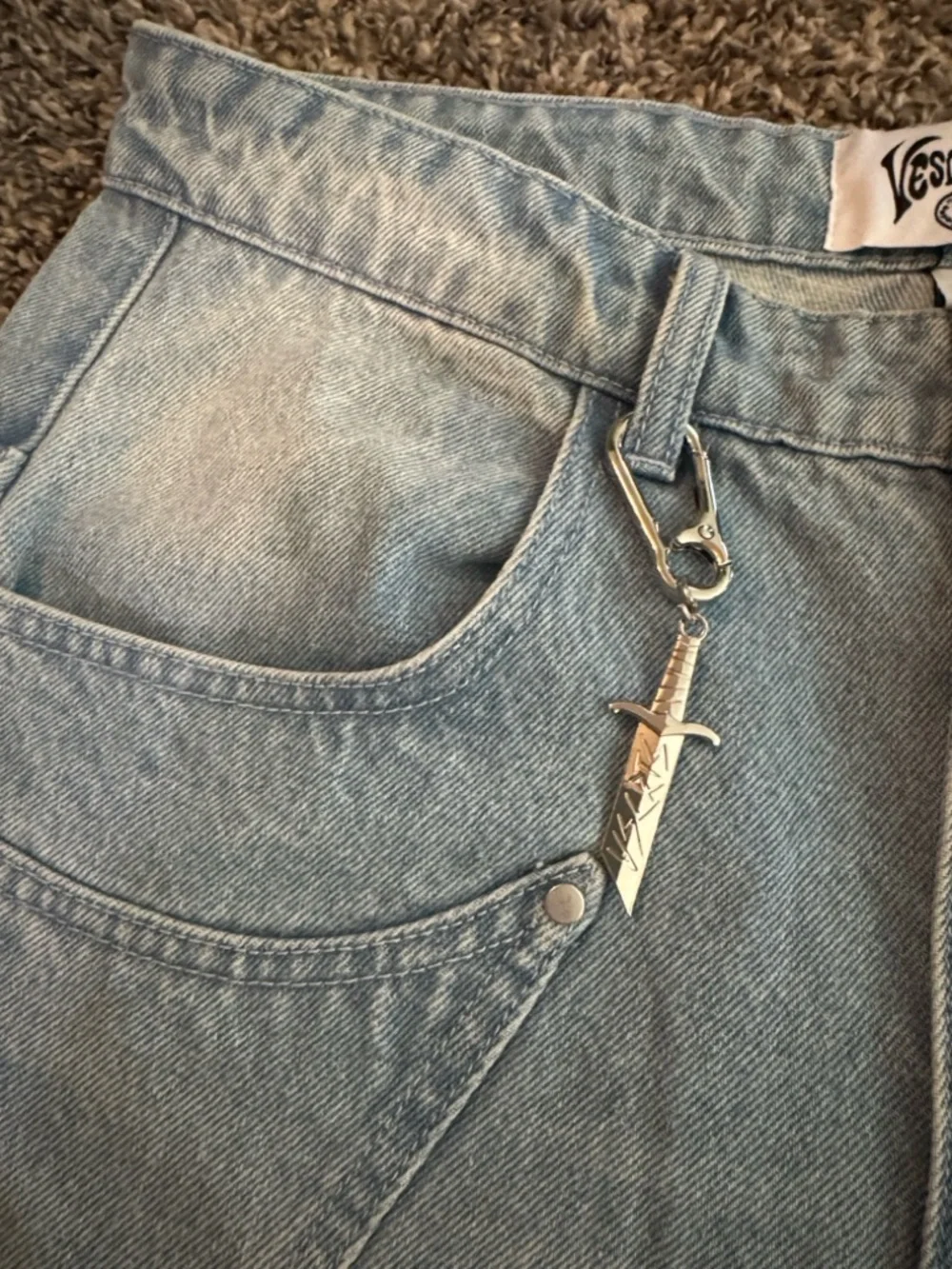 Light Blue Embroidered Men’s Jeans with Pink Floral Detail - Picture 6 of 8